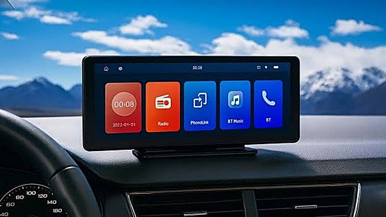 Sin obras ni cableado: la pantalla que da CarPlay inalámbrico a un coche viejo en un momento