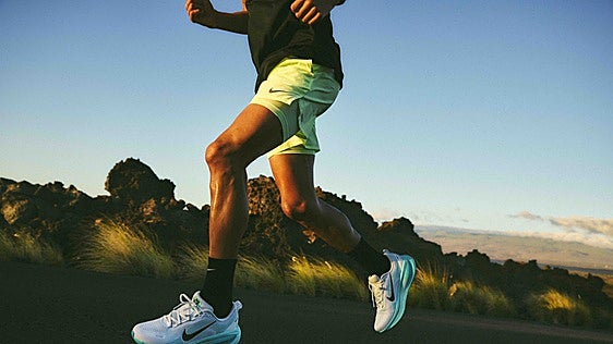 Asfalto, lluvia, monte y campo a través: Nike rebaja un 30% cinco zapatillas de cinco suelos