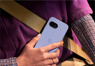 Si tu móvil hace fotos como en 2010, cambialo por el Pixel 9a: cámara con doble sensor y 256 GB