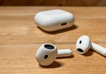 Cancelación activo, sonido ambiente y asistente de voz: los cascos Apple que funcionan hablando