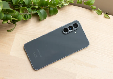 El Samsung con mejor calidad-precio: el Galaxy A56 trae de la gama alta lo que se nota a diario