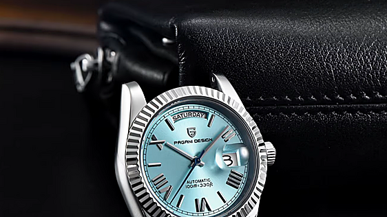 Este reloj parece antiguo y no depende de pilas: el Pagani automático ideal para muñecas finas