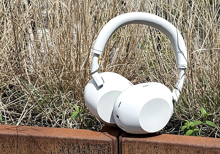 Si te vas mucho de viaje o trabajas rodeado de ruido, estos Sony XM6 son tu mejor inversión