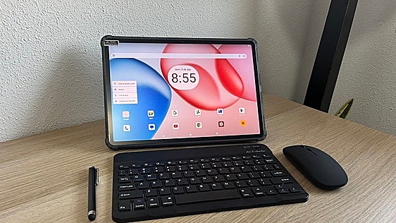 Cinco accesorios en la caja y pantalla 2,8K, la TABWEE T12Pro no deja nada por comprar aparte