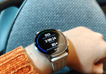 Aguanta días sin cargar y mide pulso, oxígeno y sueño: así es el smartwatch OnePlus Watch Lite