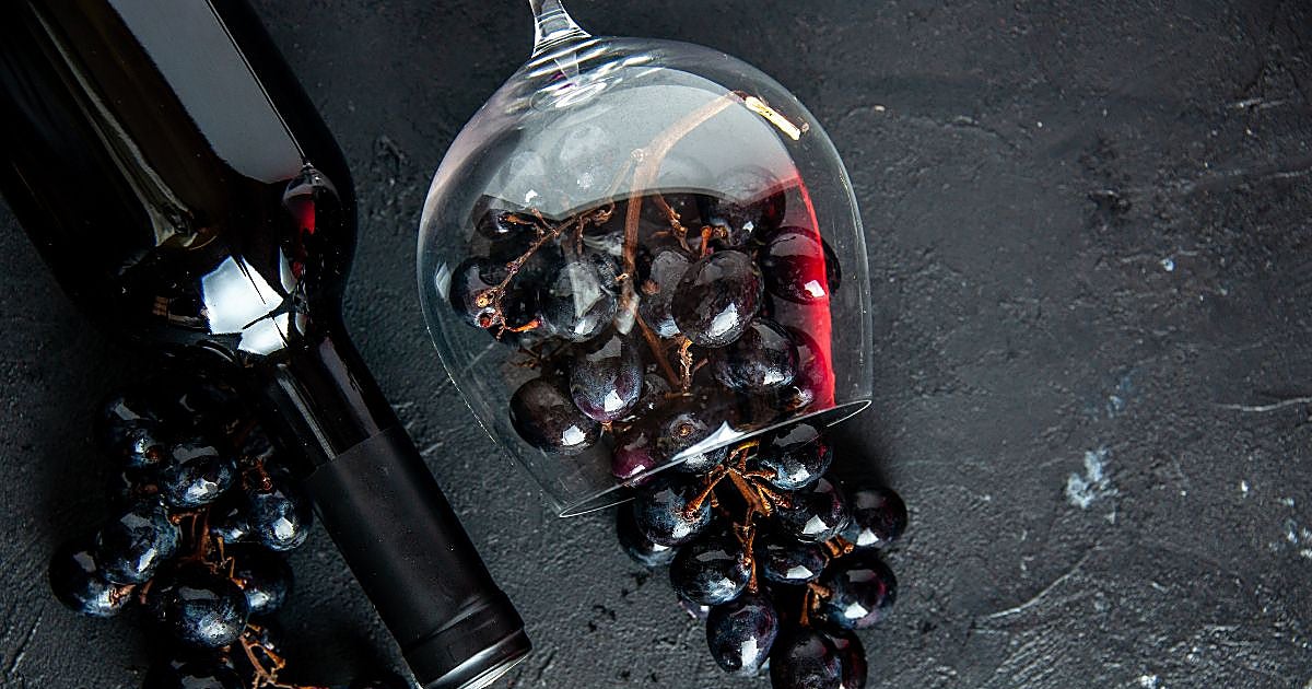 Comparativa de las mejores tiendas de vino de 2026: Decántalo, Lavinia, Quiero Vinos y más