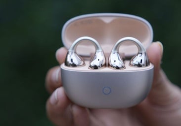 Traducen en 30 idiomas y no molestan al oído: así son los Realme Buds Clip por menos de 50€