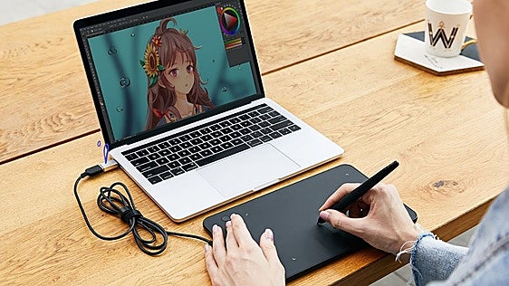 Lleva un lápiz que no se carga y teclas programables: así es la XPPen, a precio de saldo