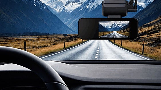 Para el parte del seguro, cuatro ángulos mejor que uno: frontal 3K y GPS por menos de 180€