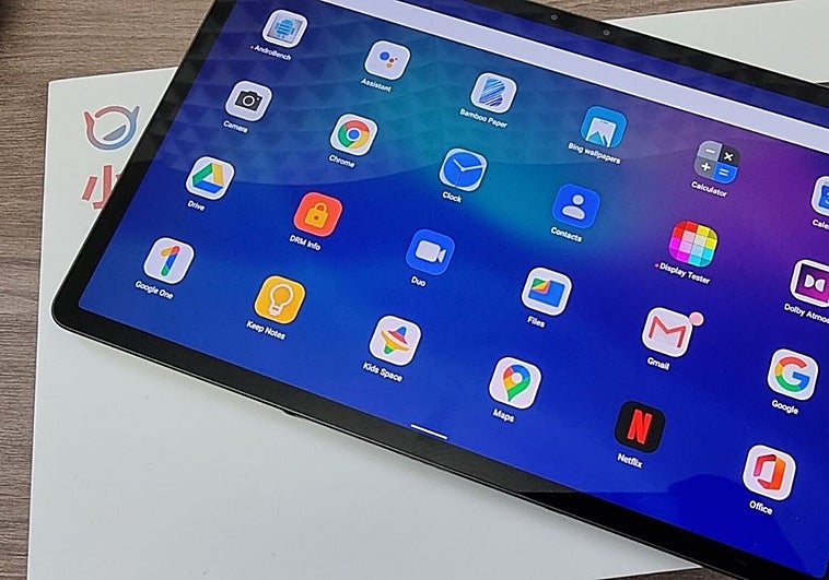 He comparado tablets grandes y esta Lenovo de 144 Hz en oferta es la que más cuadra