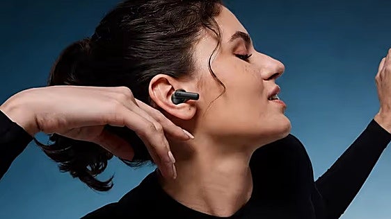 65 horas de reproducción, Bluetooth 6.0 y rebajados: yo me quedo con los Baseus EP10 Ultra