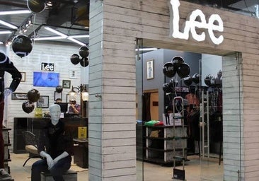 Para quien vive en vaqueros: Lee Luke de tiro medio y con elastano, ahora rebajado un 50%