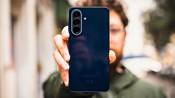 He comparado tiendas y el Galaxy A57 5G sale hoy un 26% más barato: 120 Hz y 50 MP con OIS
