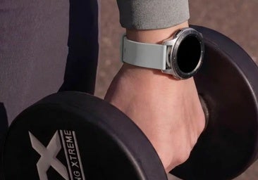 Caja de titanio y cristal de zafiro: el reloj OnePlus con el que pagas y envías mensajes