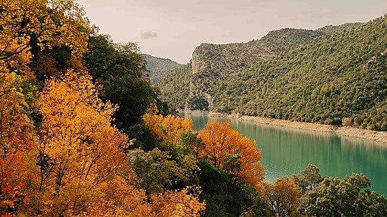 Descuentos Booking octubre 2026 y 5 destinos baratos por España