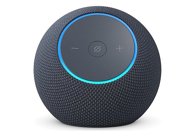 Altavoz inteligente Amazon Echo Dot Max en color grafito