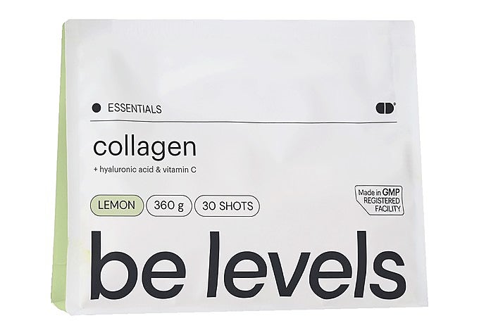Bolsa de Collagen de Be Levels junto a una de sus monodosis en polvo