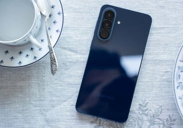 Pagar con el móvil, scroll a 120 Hz y 5G: el Samsung Galaxy A57 está en oferta en AliExpress