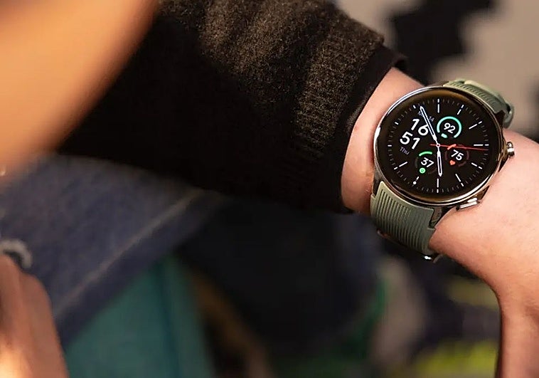 Estética de reloj caro por menos de 90 euros: OnePlus Watch 2 lleva Wear OS y cristal de zafiro