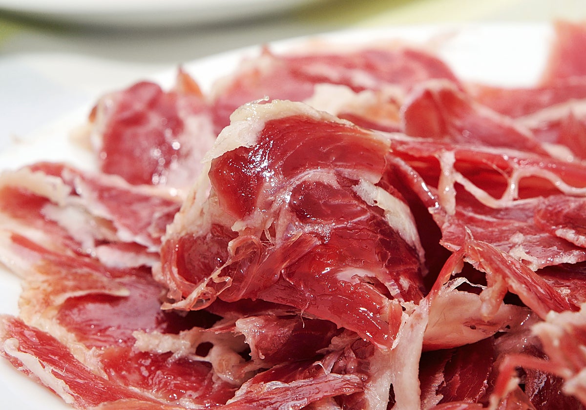 Cómo cortar el jamón en casa: los mejores consejos para empezarlo