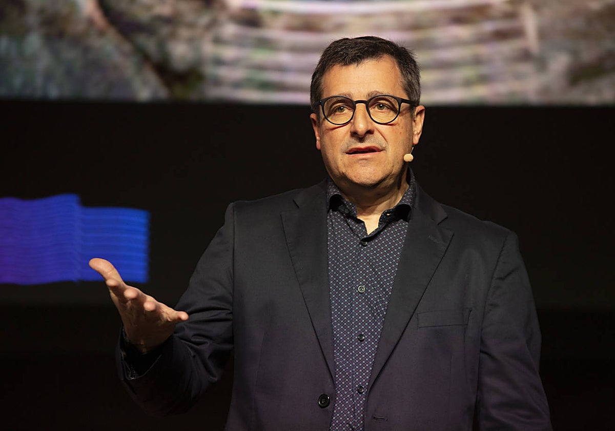 Josep Roca durante su ponencia sobre la musicalidad del vino en The Wine Edition