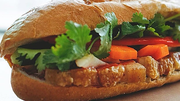Bánh mì heo quay