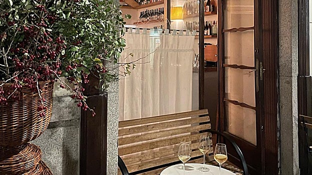 La Alquimia es un pequeño bar y vinoteca