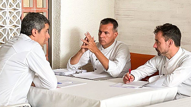Mateu Casañas, Oriol Castro y Eduard Xatruc, chefs de Disfrutar