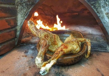 Dónde comer lechazo o cochinillo asado en la A-1