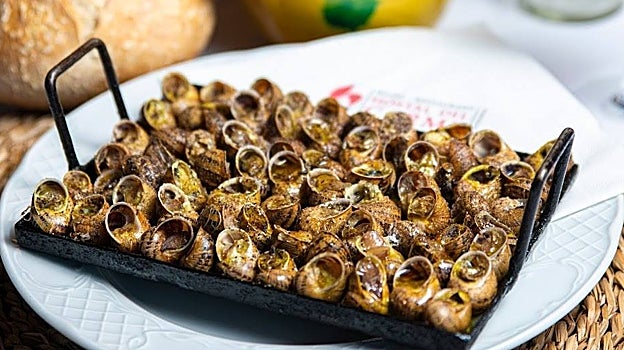 Caracoles 'a la llauna'