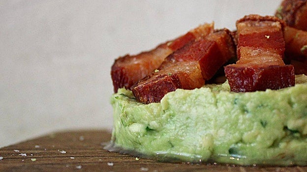 Guacamole con torreznos de Xipe