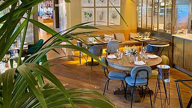 Barbillón Oyster está encabezado por los hermanos Kike y Curro Sánchez del Amo