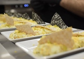 La mejor ensaladilla rusa de Madrid está en esta tienda de comida para llevar de Lavapiés