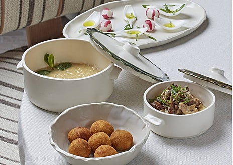 Imagen secundaria 1 - El nuevo Tragabuches de Madrid servirá guisos y tortilla de patatas, entre otros platos andaluces típicos.