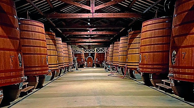 Bodega Real de Asúa en la que fermenta Imperial, de CVNE.