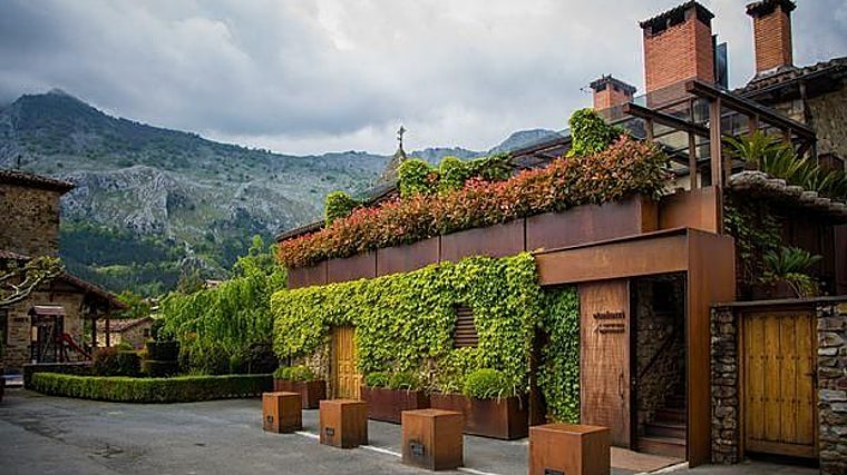 El segundo mejor restaurante del mundo también es español: así es el Asador Etxebarri