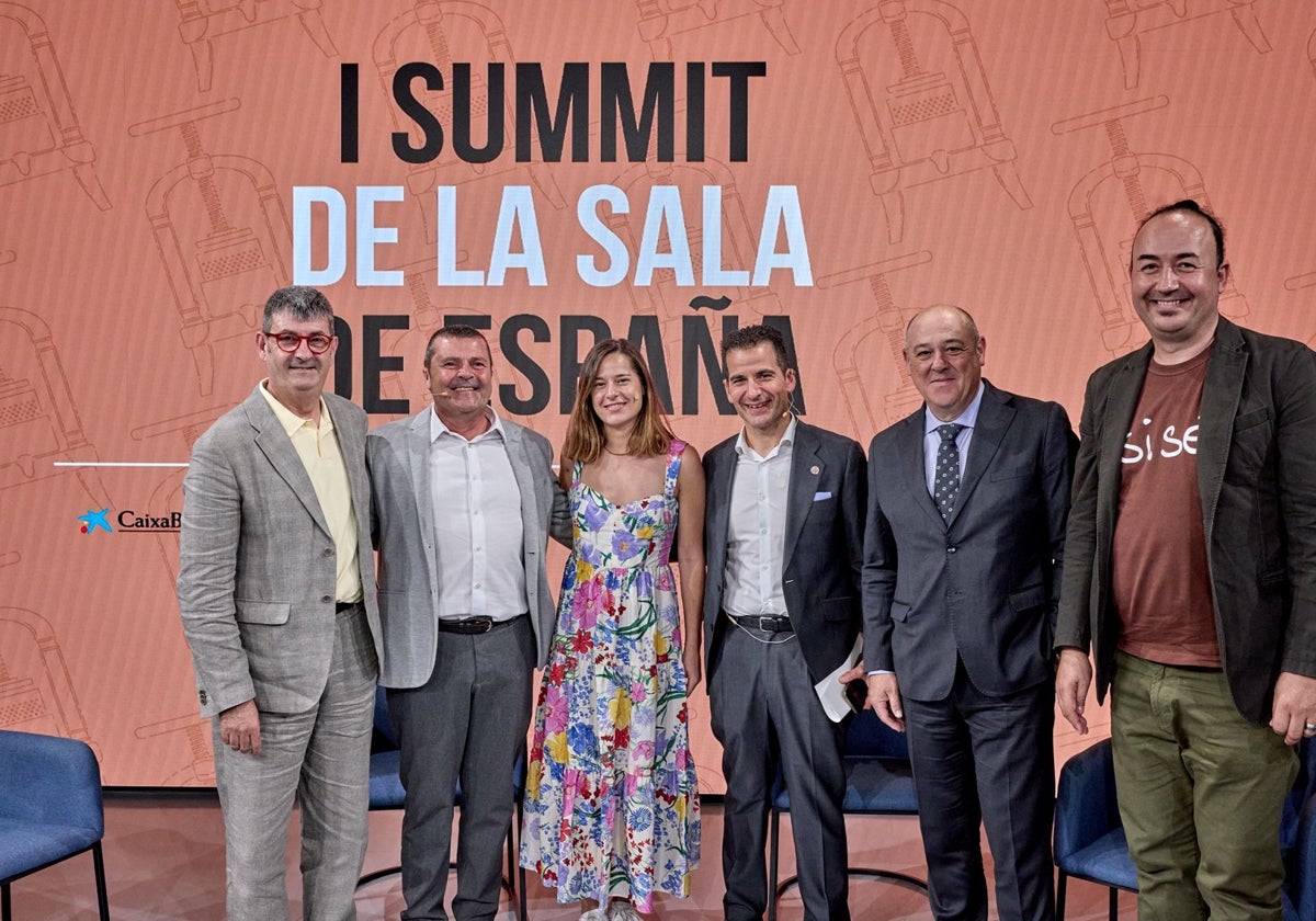 Sobre estas líneas, Antonio Lloréns (formador), Óscar Carrión, Marta Campillo (DiverXO), Abel Valverde (Desde 1911), Joan Carles Ibáñez (Lasarte) y Joserra Calvo (Mugaritz)