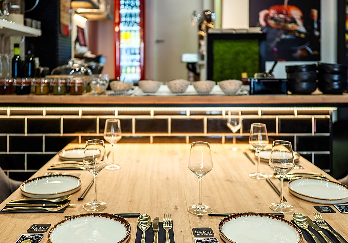 La 'mesa del chef' en el restaurante Chirashi, en Madrid