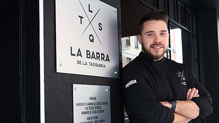 Adrián Collantes, jefe de cocina de La Barra de La Tasquería, en Madrid