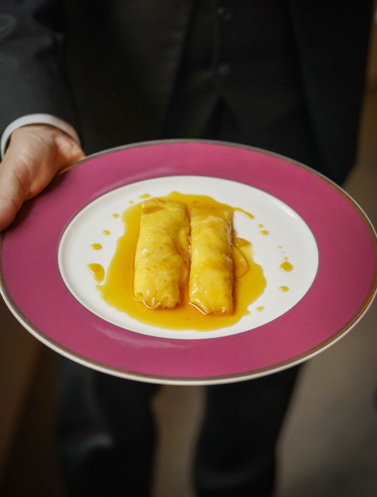 Otro de los platos que se preparan a la vista de los comensales son los crepes Zalacaín