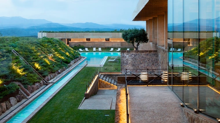Esperit Roca, el hotel de los hermanos Roca en San Julián del Ramís (Gerona)