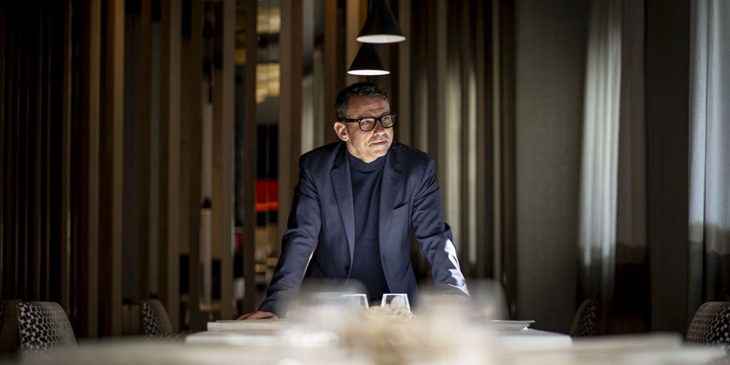 Marcos Granda , el camarero de las siete estrellas Michelin: «En Skina aún no hemos llegado al nivel de las tres»
