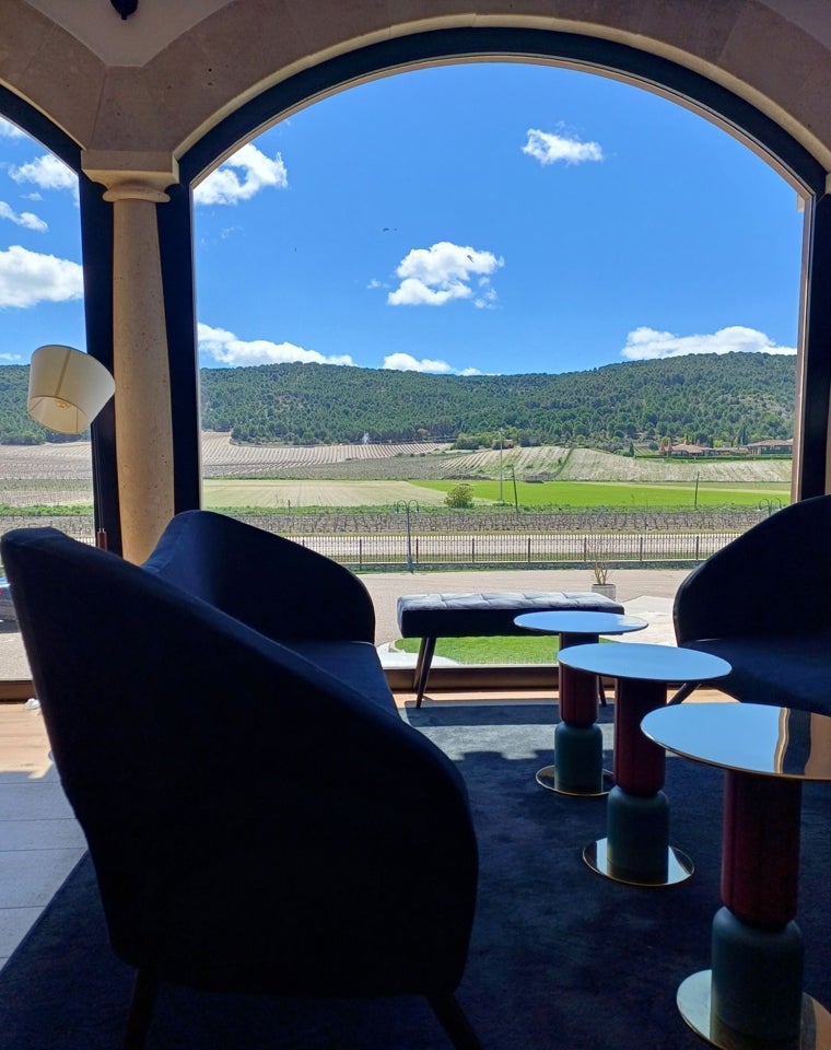 Uno de los espacios del Hotel & Spa Arzuaga en el que se encuentra el estrella Michelin y estrella verde El Taller de Arzuaga