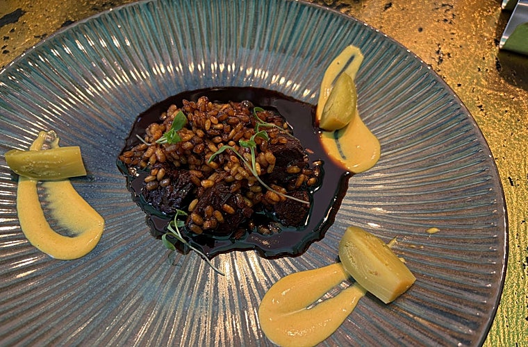 Arroz meloso de carrillera de ternera