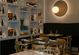 Sala de Casa Chuchu, en Turón (Asturias)