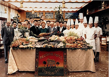 Imagen secundaria 1 - Abierto desde 1968 y en manos de la misma familia, Portonovo está cargado de historia.