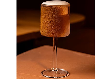 Imagen secundaria 1 - Cócteles de pepino y fresa, de berenjena y de encina, de Angelita Madrid.