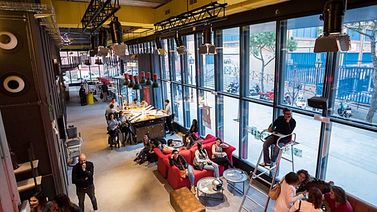 Bastardo Hotel acogerá una cata de café de Cientotreintagrados y una charla del escritor David Botello el sábado 4 a las 11 horas