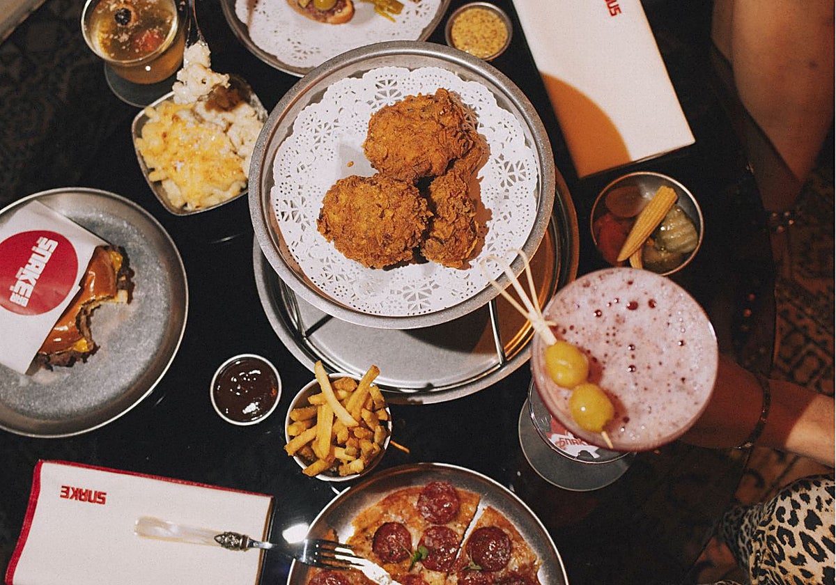 Snake Bar, el nuevo sitio de cócteles y mucha música en el barrio de moda de Madrid