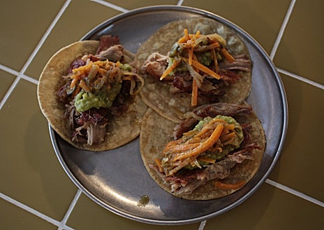 Imagen secundaria 1 - Indomable, en Madrid. Aquí, sus tacos y su aguachile de gambas